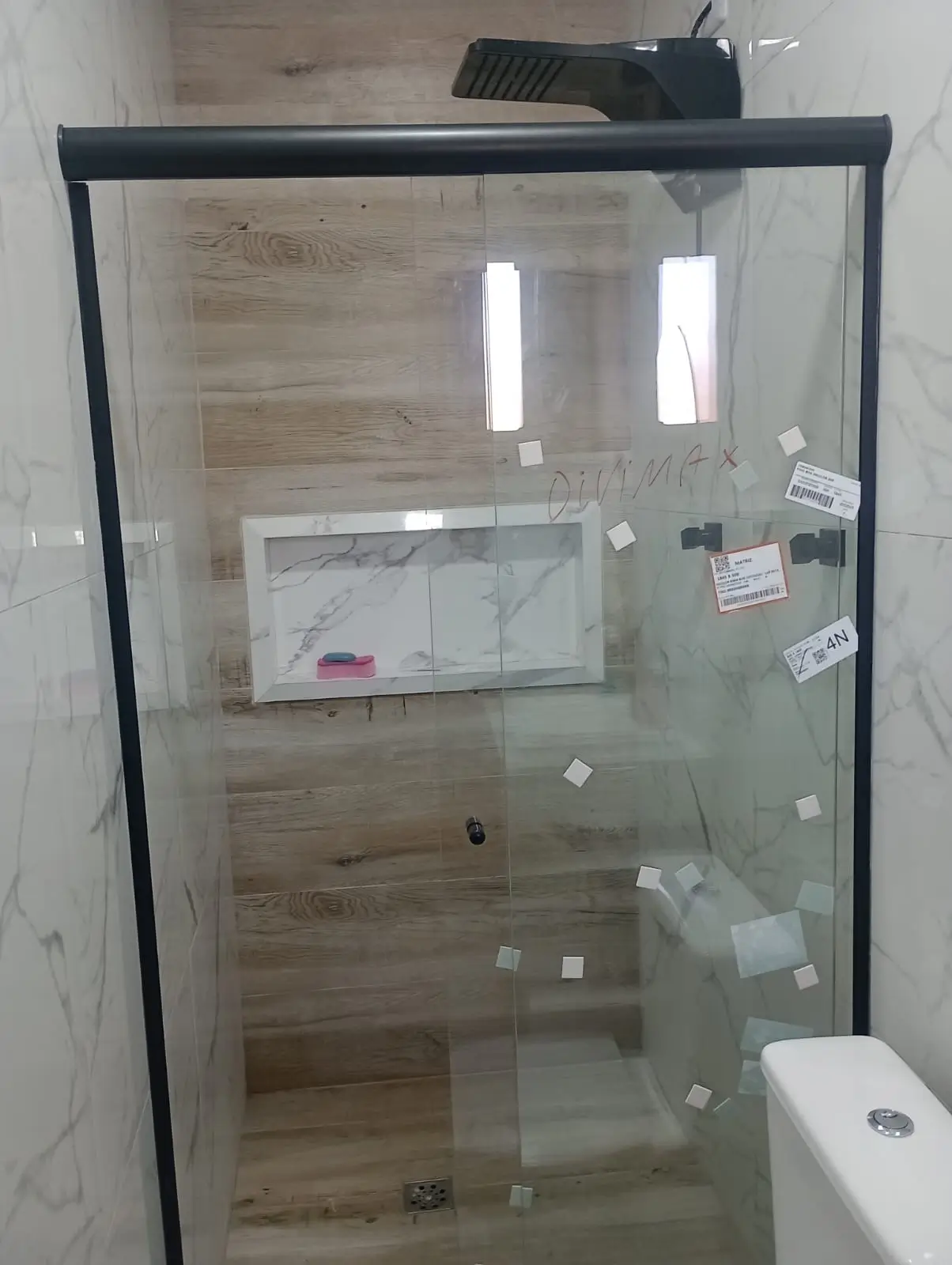 Esquadria-em-inox-para-box